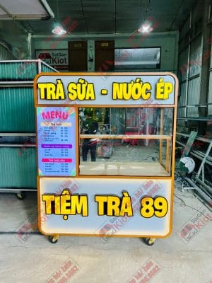 xe đẩy bán trà sữa tại Sài Gòn