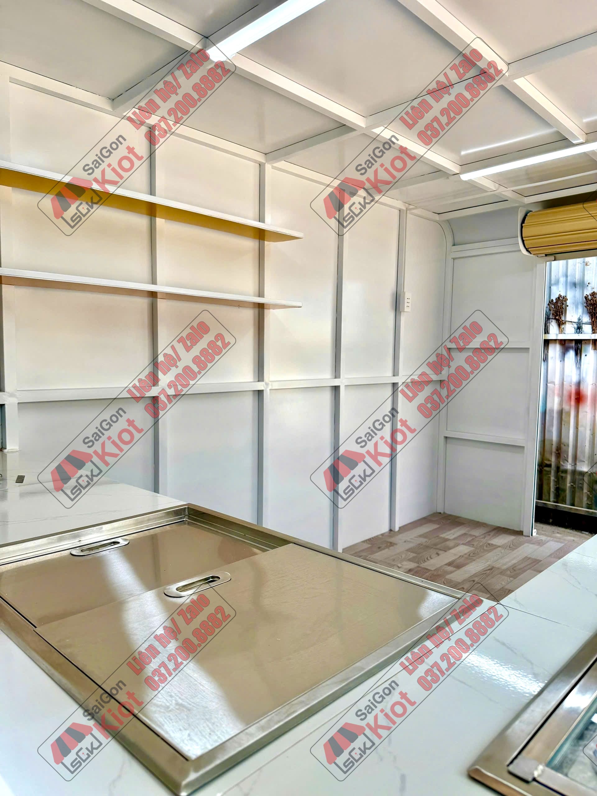 Kiot-ban-tra-sua-mau-148 (13)