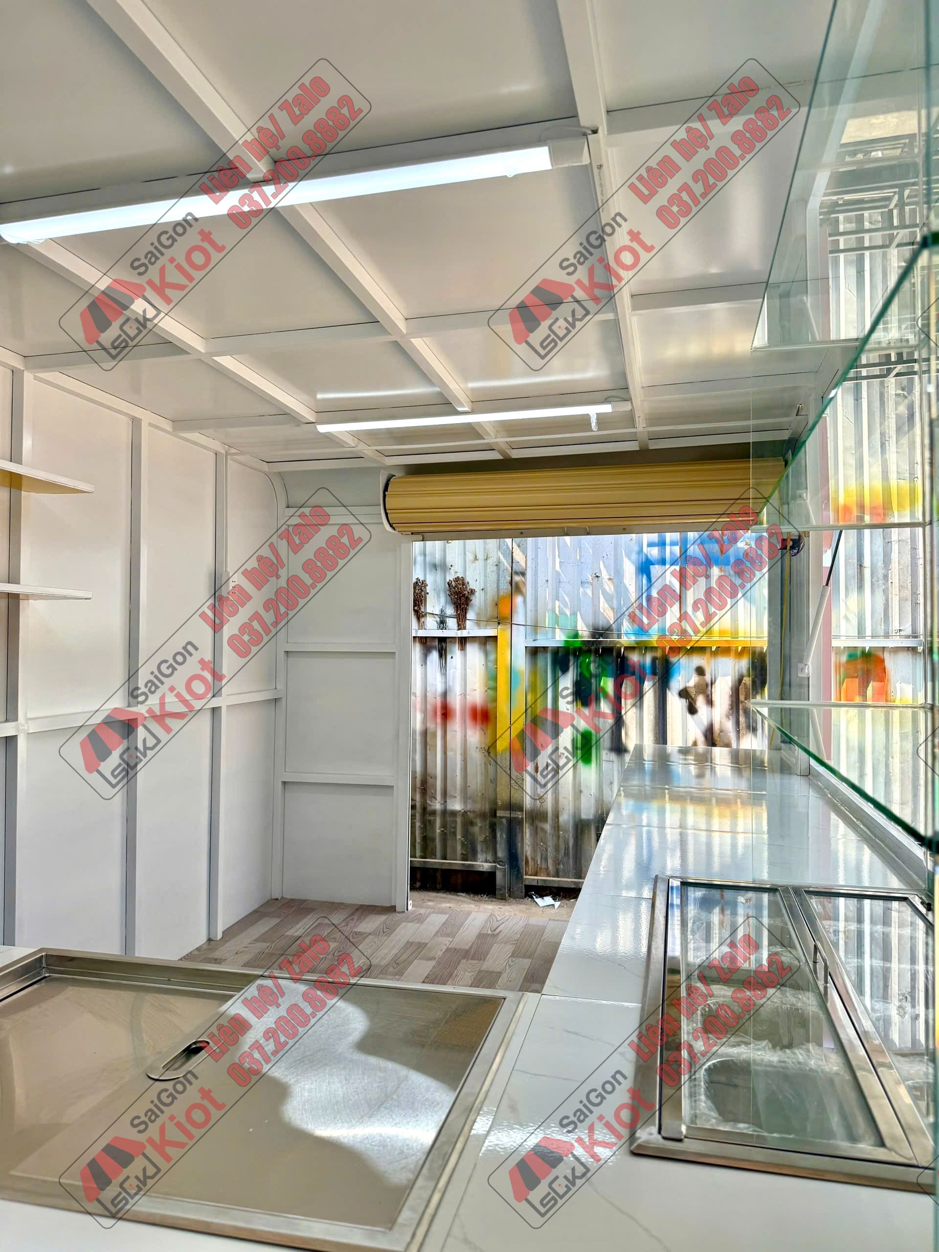 Kiot-ban-tra-sua-mau-148 (17)