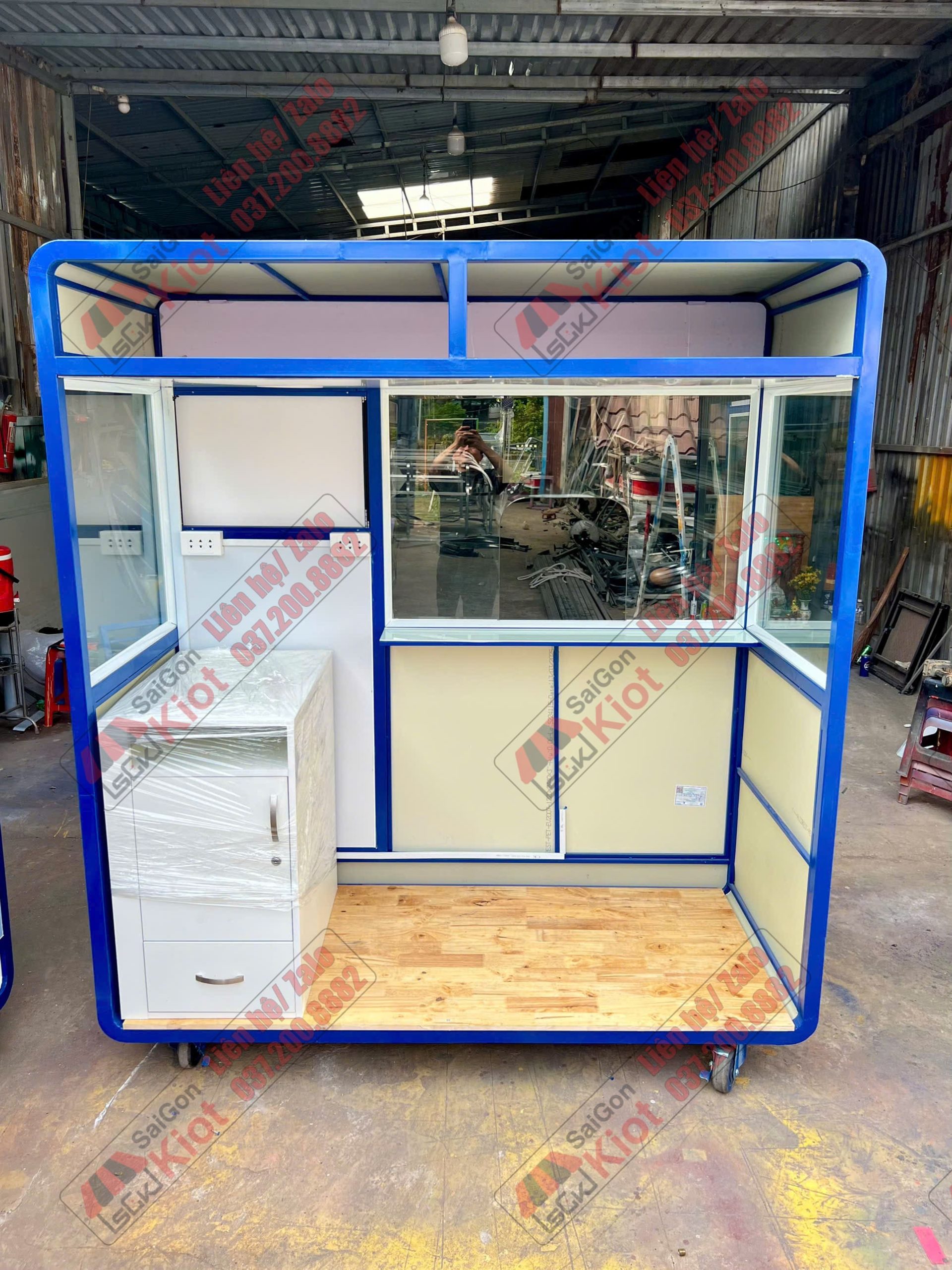xe-ban-tra-sua-hong-tra-lao-vuong-xe2 (11)-min
