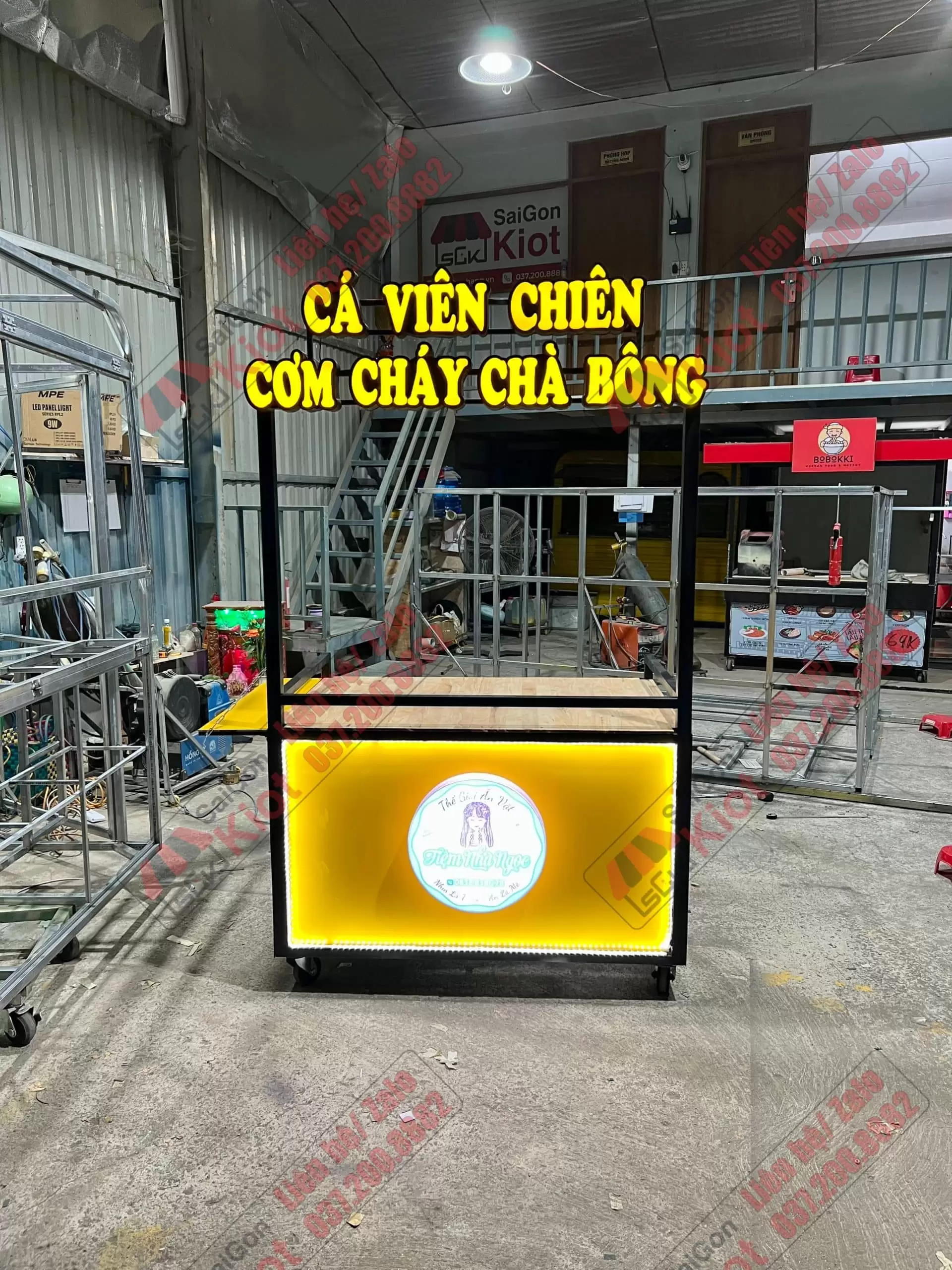 xe đẩy bán hàng lưu động mẫu 09