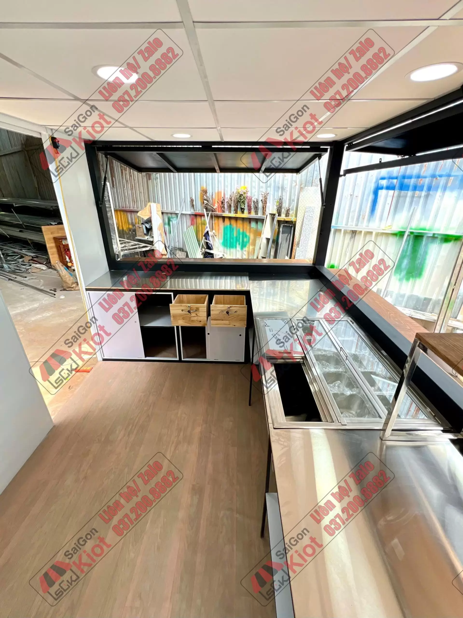 kiot-ban-cafe-tra-sua-mau-129 (18)-min